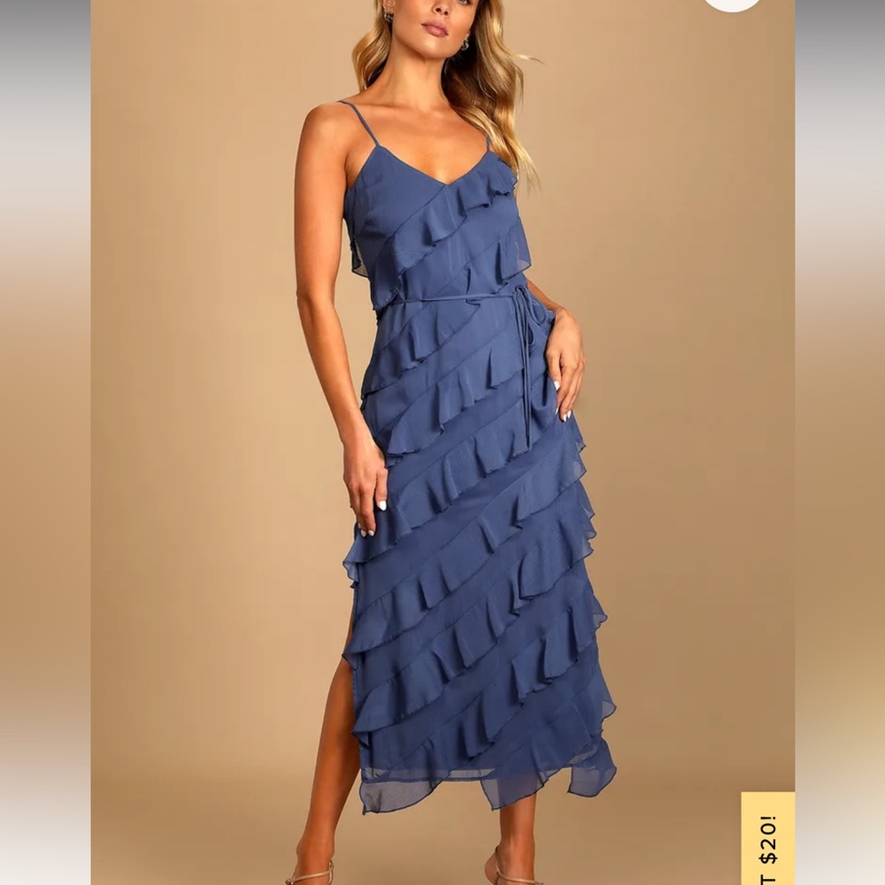 Cute ruffled dress in dusty blue
